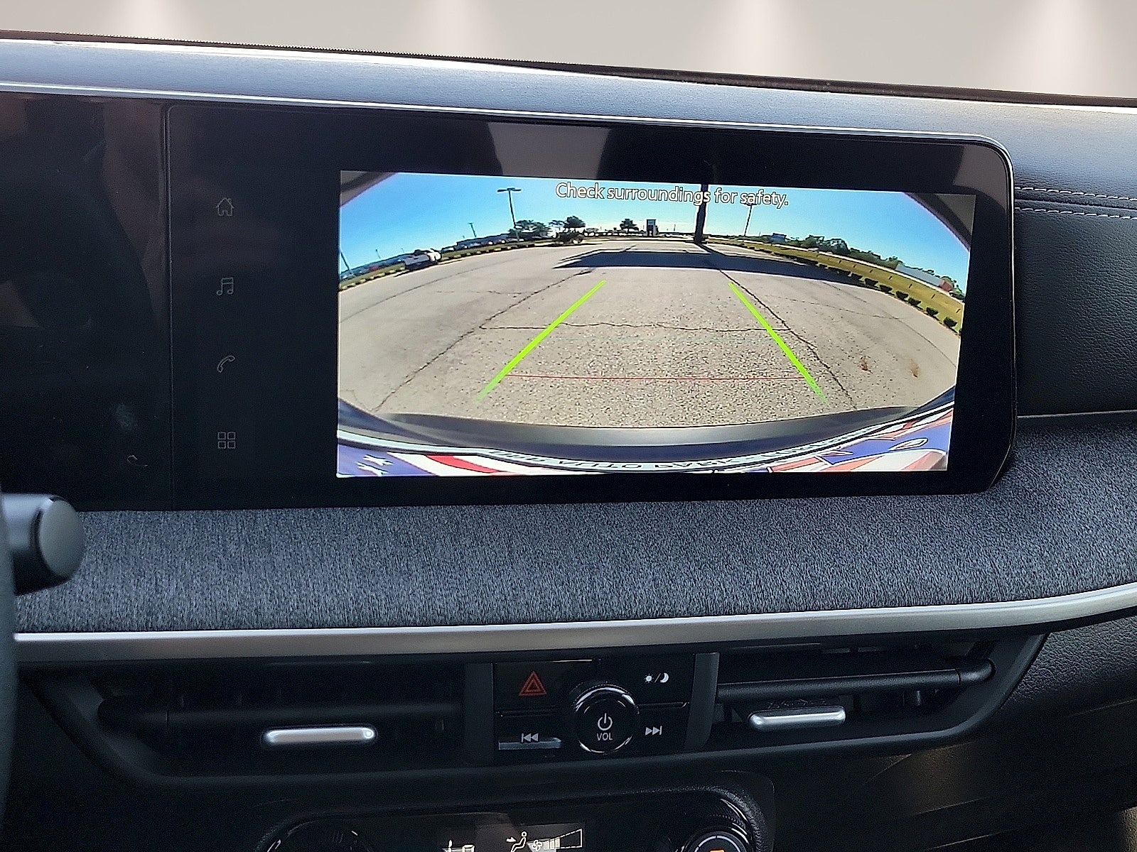 2027 Nissan Kicks SV FWD