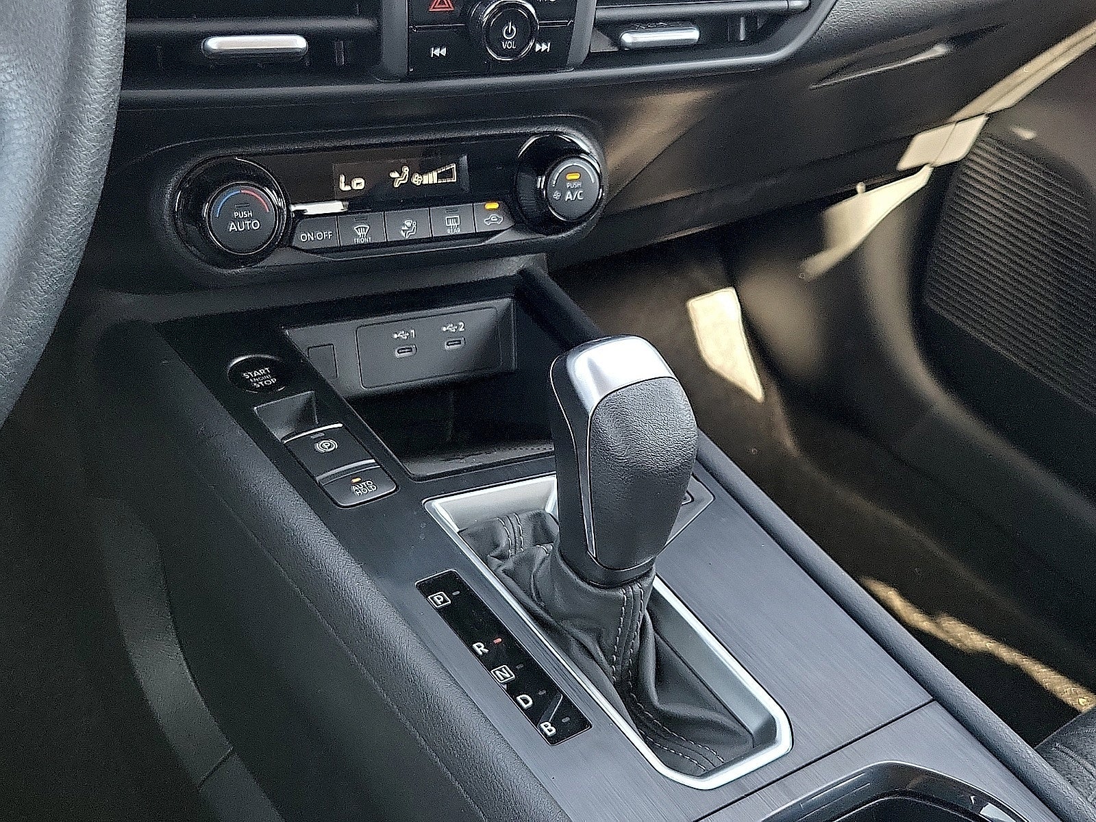 2027 Nissan Kicks SV FWD