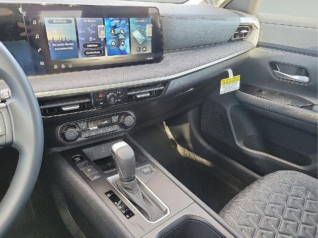 2026 Nissan Kicks SV FWD