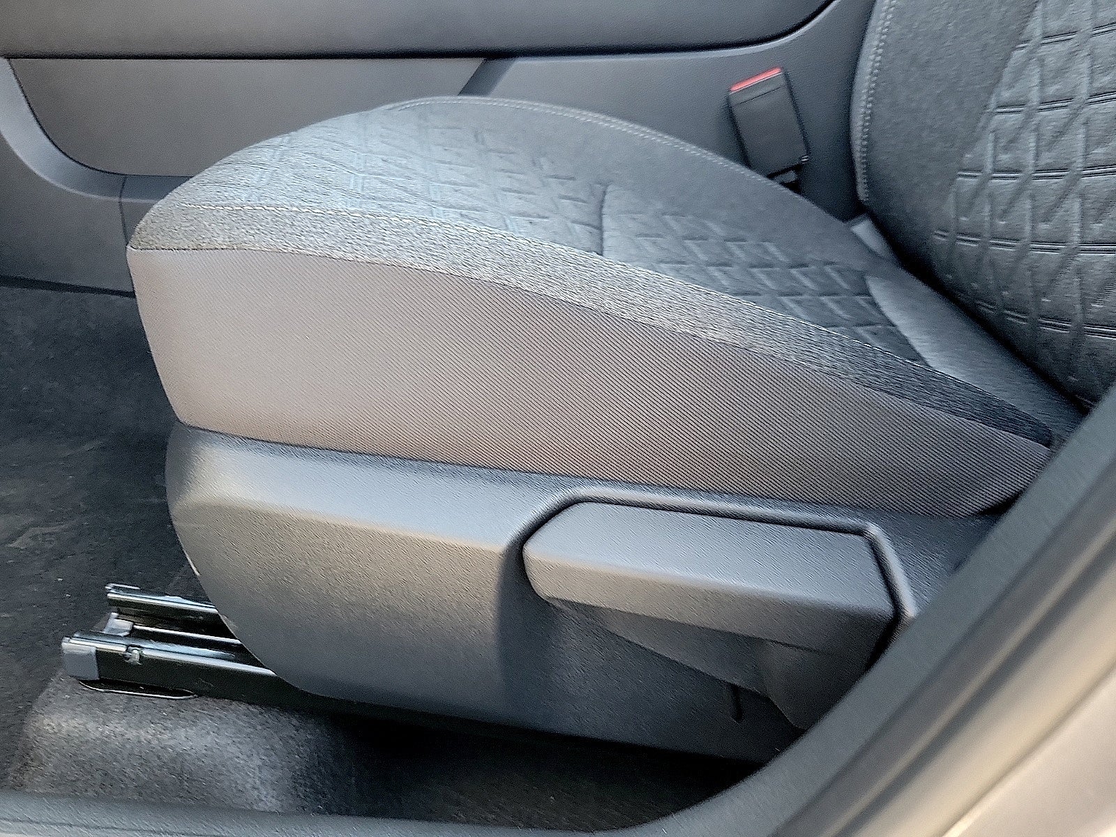 2027 Nissan Kicks SV FWD