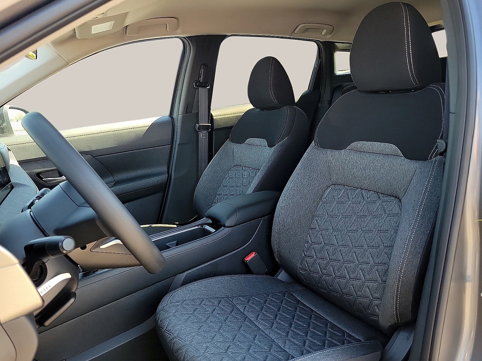 2027 Nissan Kicks SV FWD