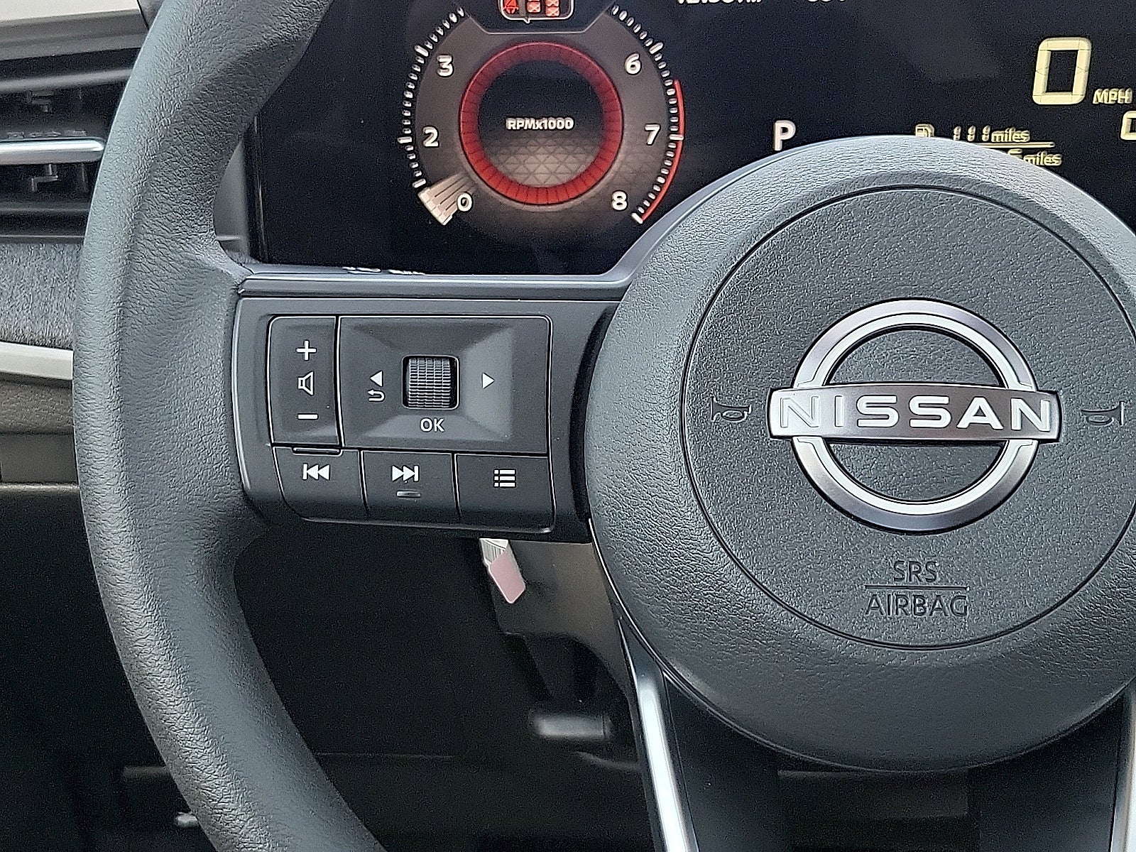 2027 Nissan Kicks SV FWD