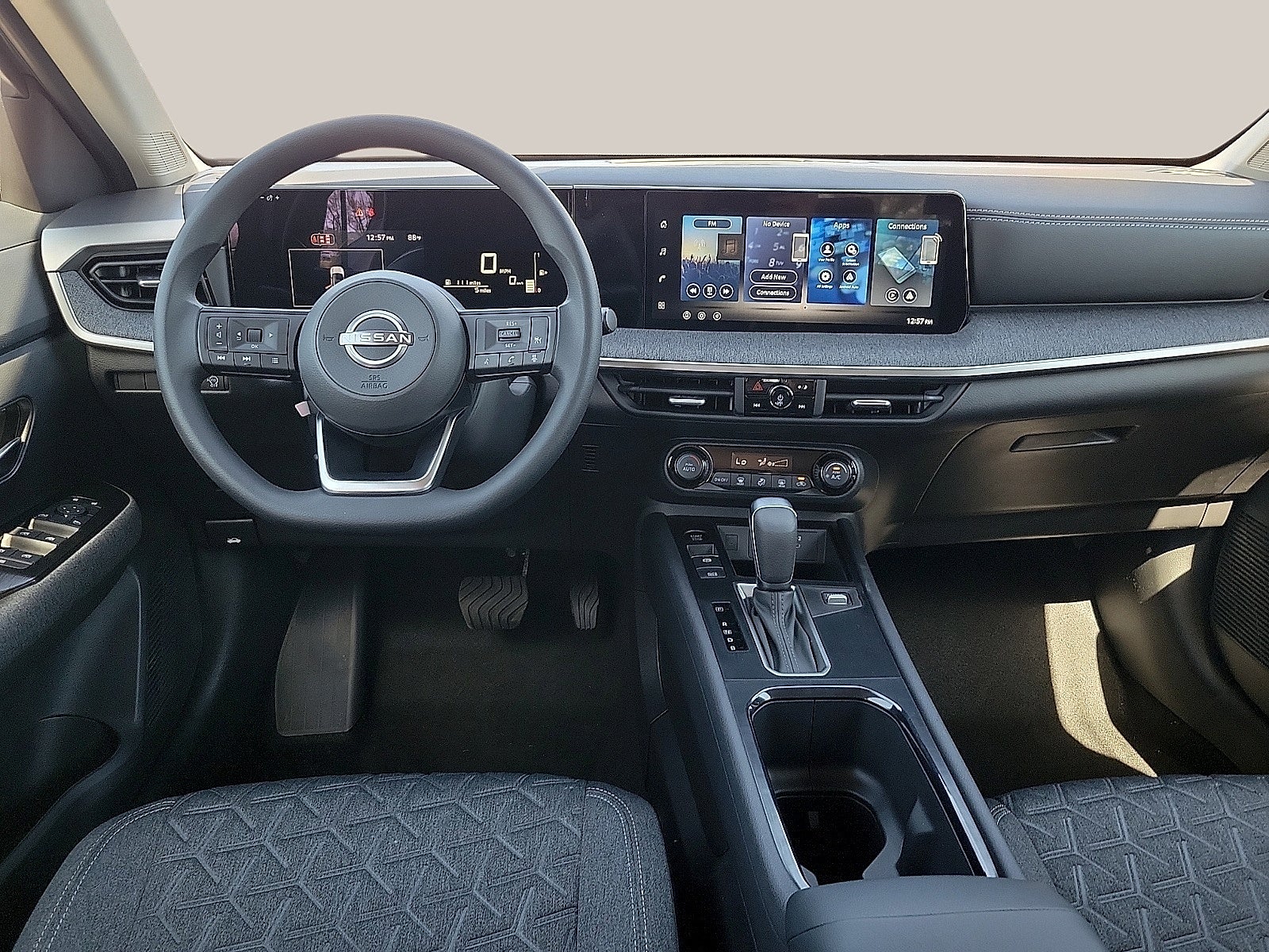 2027 Nissan Kicks SV FWD