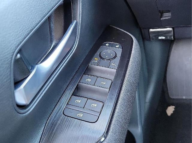 2026 Nissan Kicks SV FWD