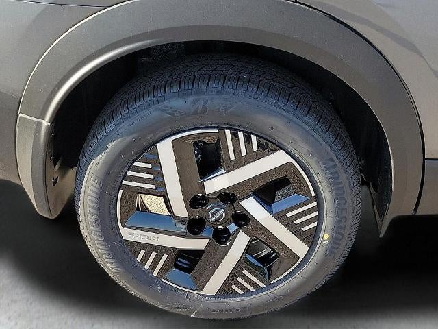 2026 Nissan Kicks SV FWD