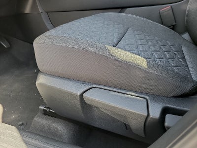 2027 Nissan Kicks SV FWD