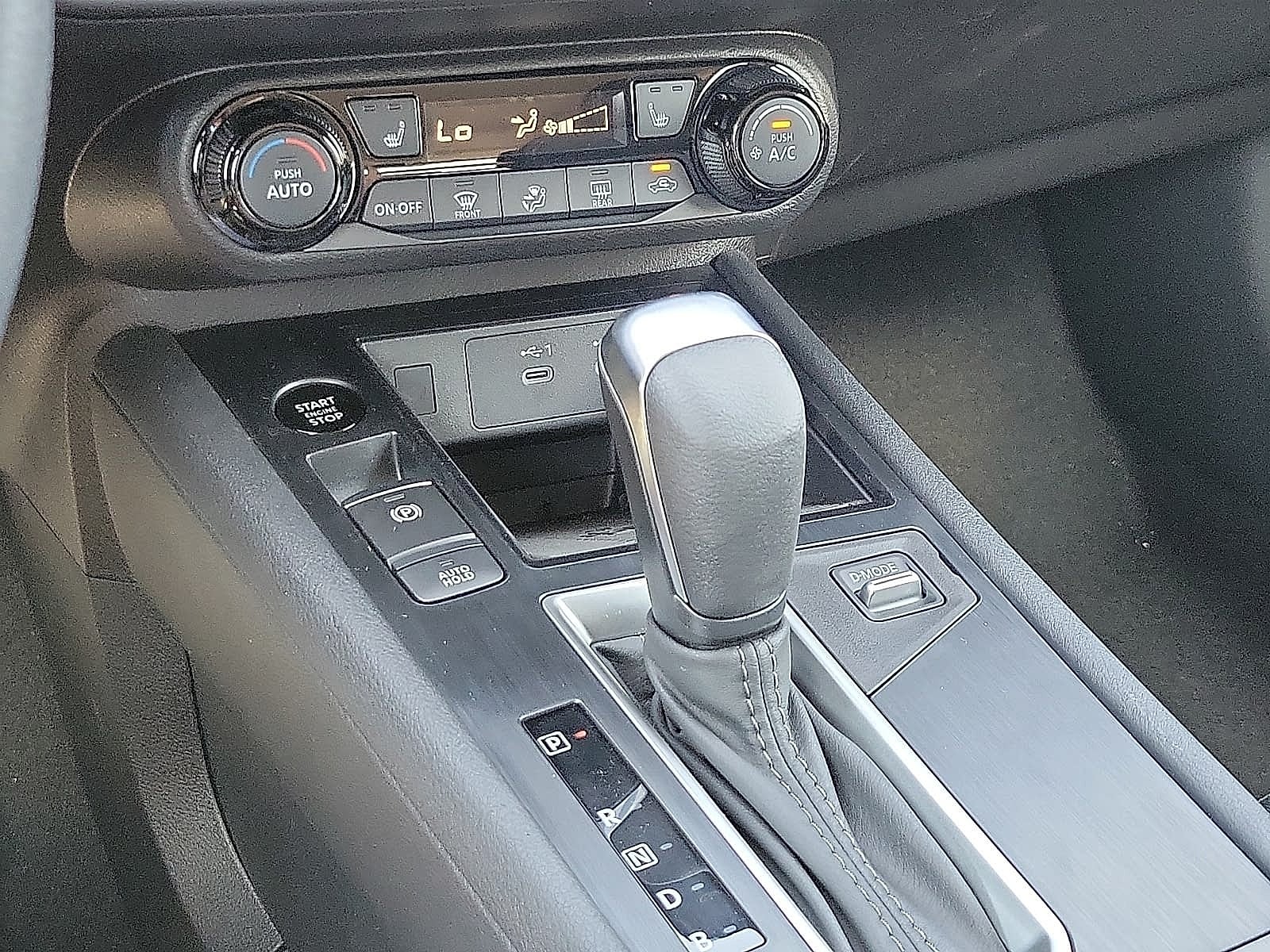 2027 Nissan Kicks SV FWD