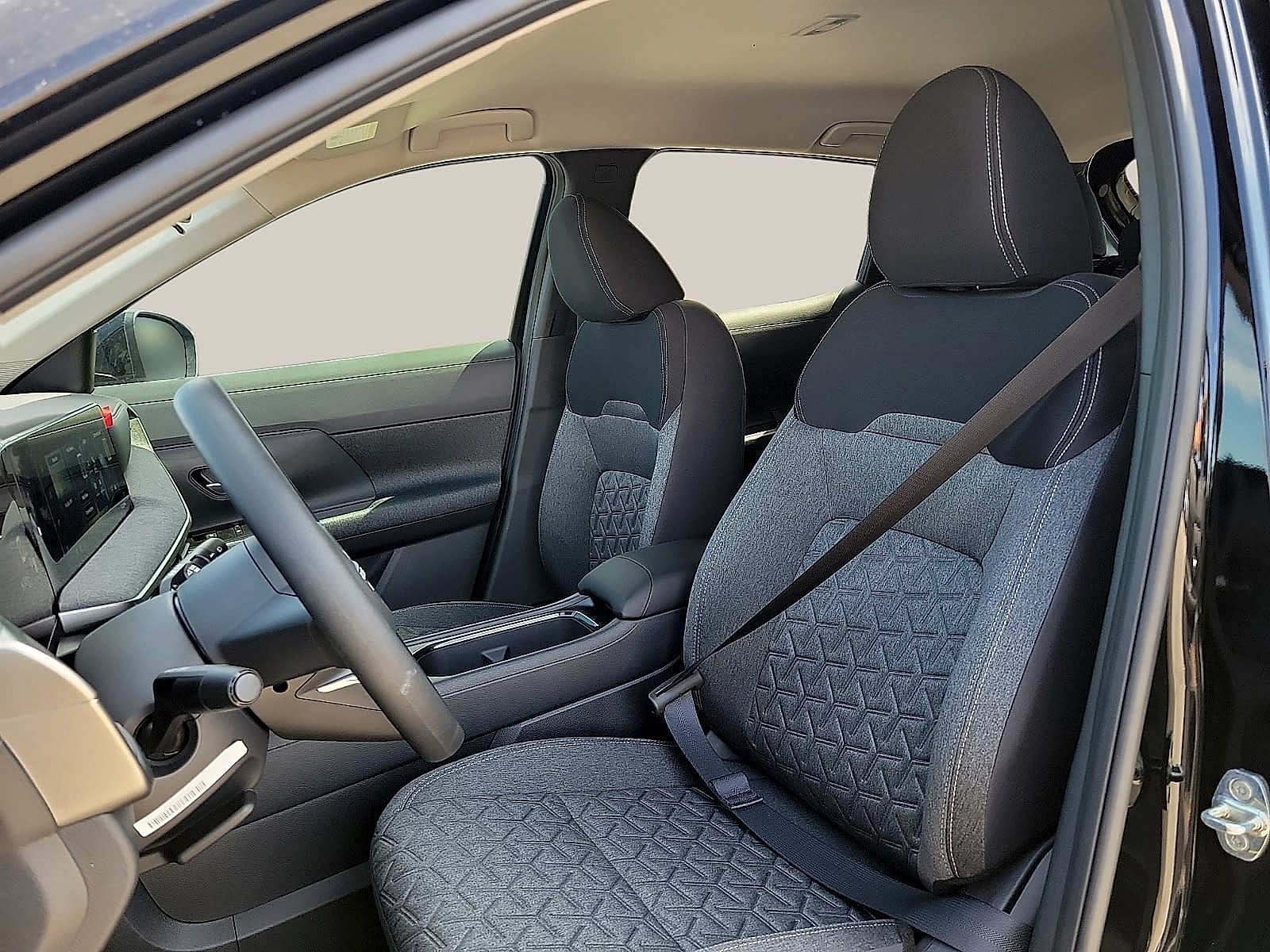 2027 Nissan Kicks SV FWD