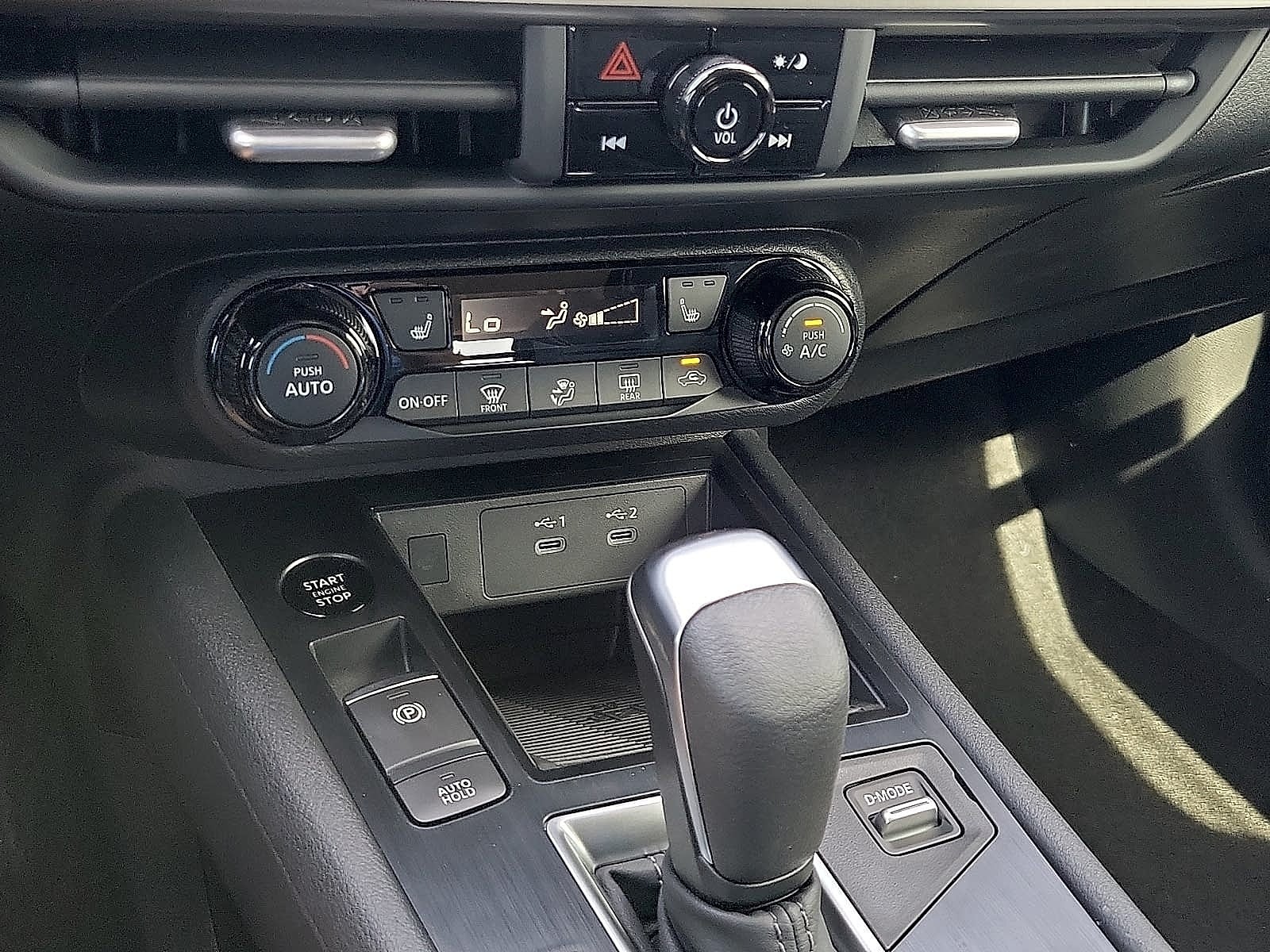 2027 Nissan Kicks SV FWD