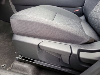 2027 Nissan Kicks SV FWD
