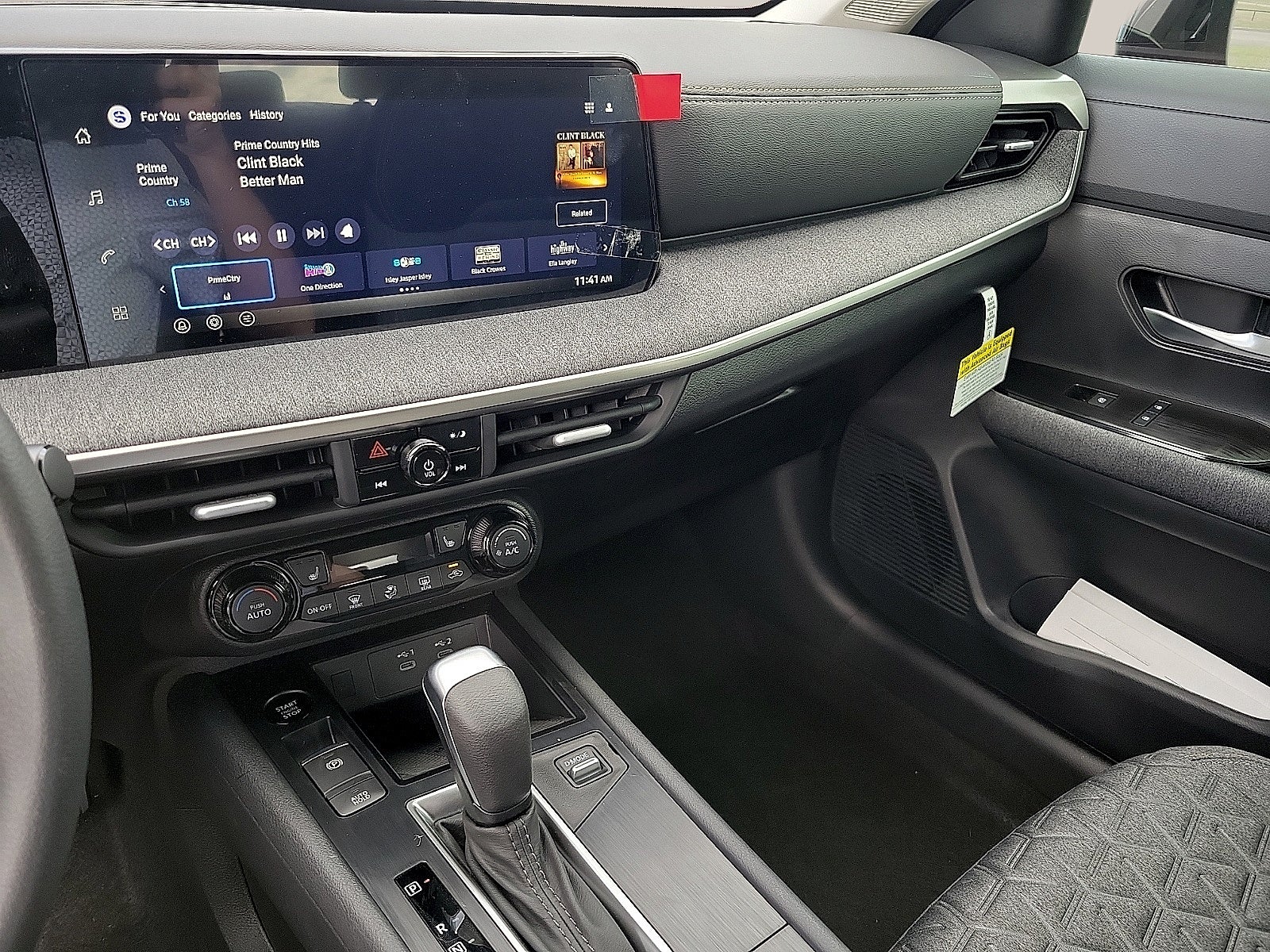 2027 Nissan Kicks SV FWD