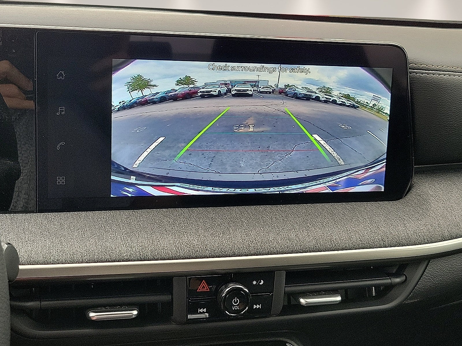 2027 Nissan Kicks SV FWD