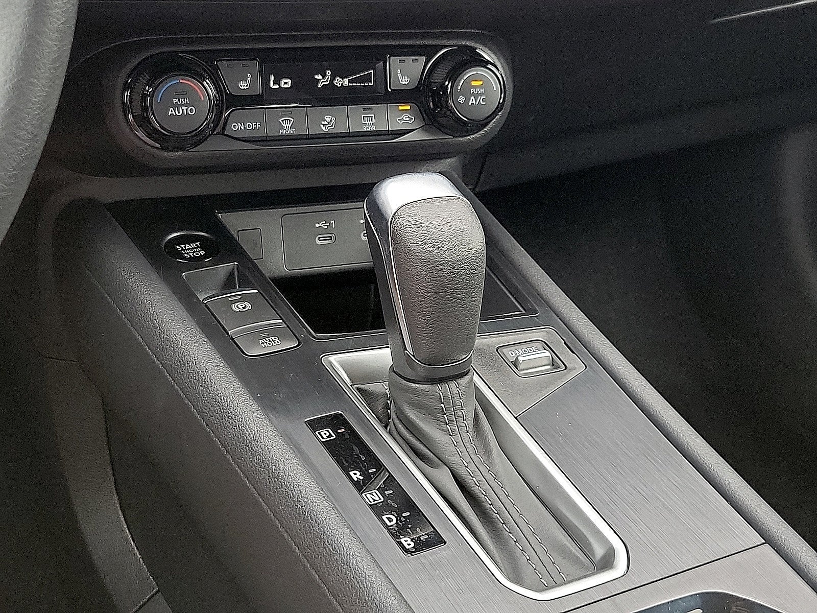 2027 Nissan Kicks SV FWD