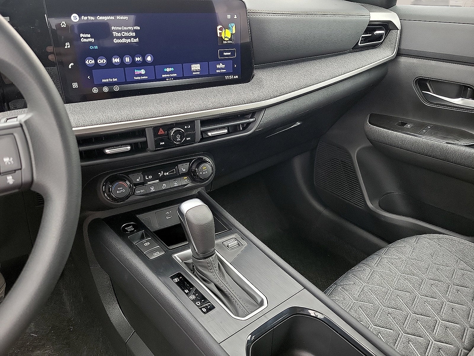 2027 Nissan Kicks SV FWD