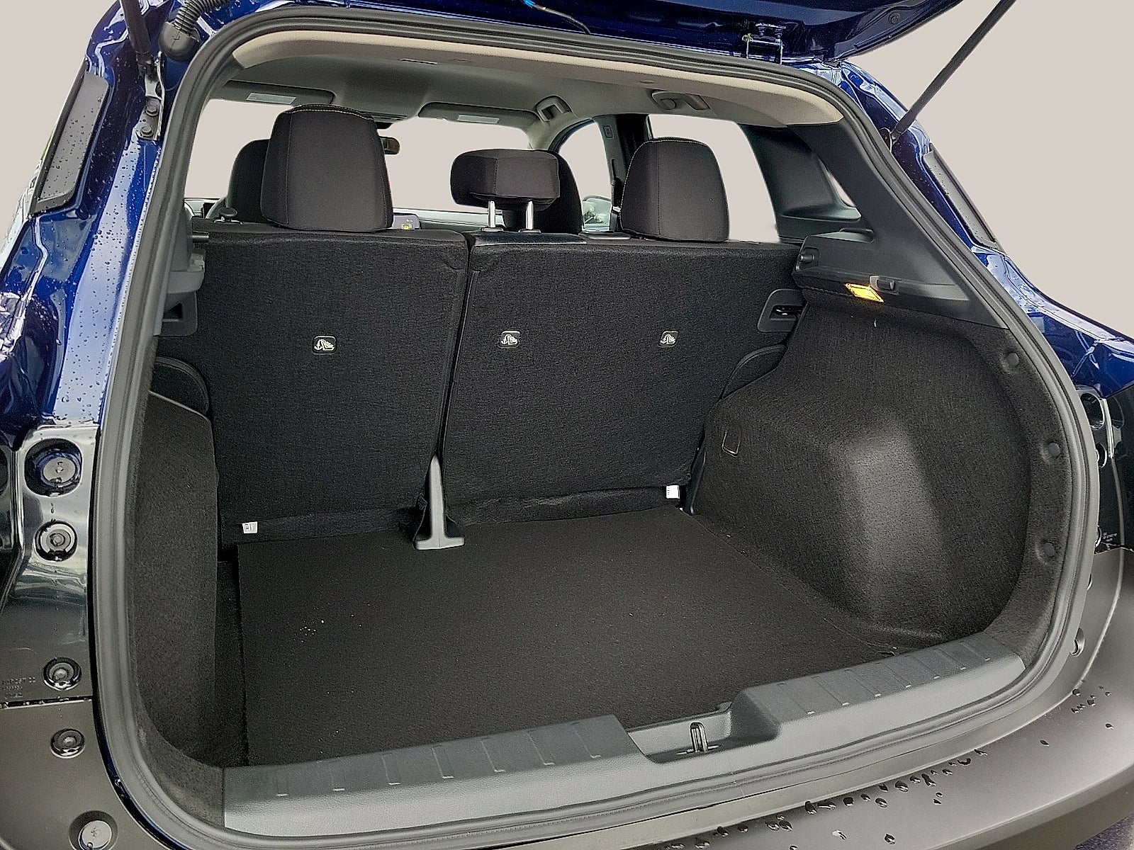 2027 Nissan Kicks SV FWD