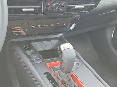 2026 Nissan Kicks SR FWD