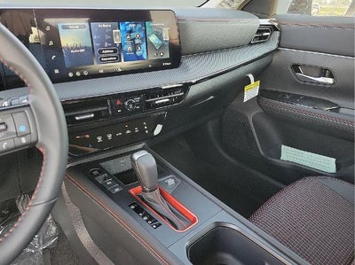 2026 Nissan Kicks SR FWD