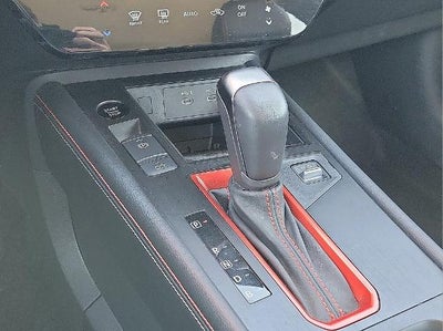 2025 Nissan Kicks SR FWD