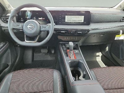 2025 Nissan Kicks SR FWD