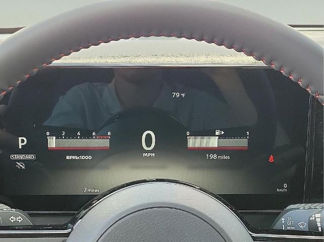 2025 Nissan Kicks SR FWD