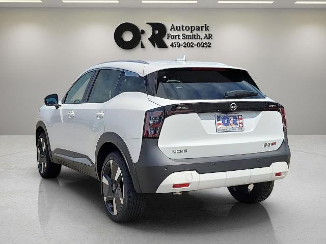 2025 Nissan Kicks SR FWD