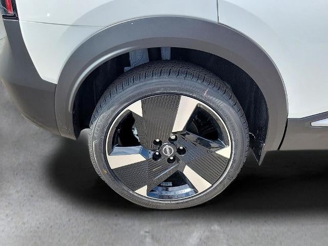 2025 Nissan Kicks SR FWD