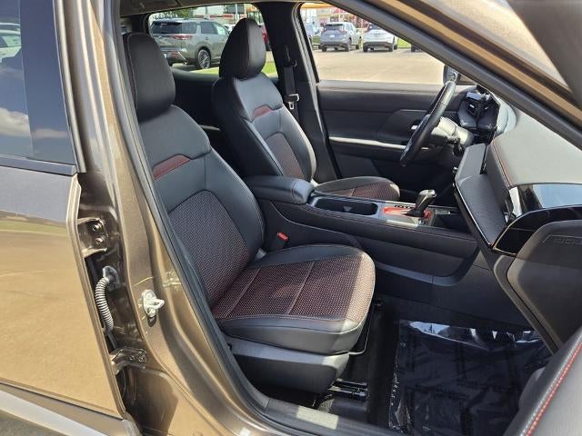 2025 Nissan Kicks SR FWD