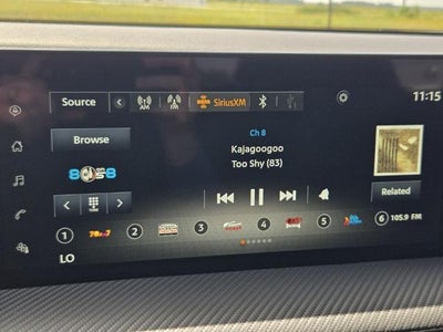 2025 Nissan Kicks SR FWD