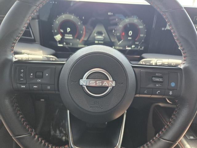 2025 Nissan Kicks SR FWD