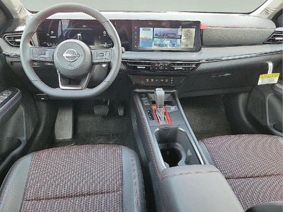 2025 Nissan Kicks SR FWD