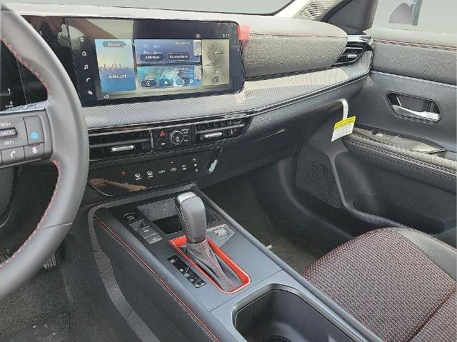 2025 Nissan Kicks SR FWD