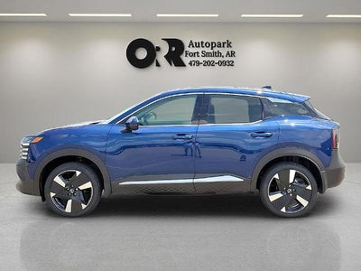 2025 Nissan Kicks SR FWD