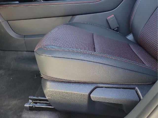 2026 Nissan Kicks SR FWD