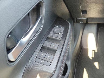 2026 Nissan Kicks SR FWD