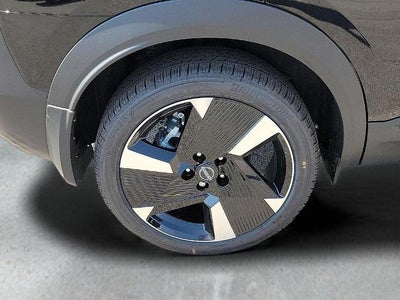 2026 Nissan Kicks SR FWD