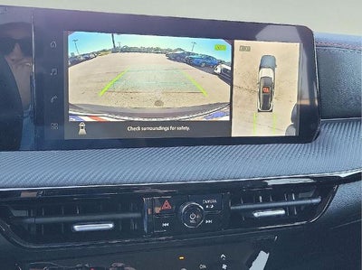 2026 Nissan Kicks SR FWD