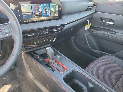 2026 Nissan Kicks SR FWD