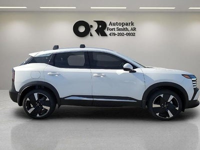 2025 Nissan Kicks SR AWD