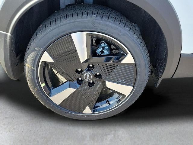 2025 Nissan Kicks SR AWD