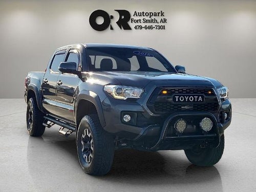2018 Toyota Tacoma SR Double Cab 5' Bed V6 4x4 AT (GS)