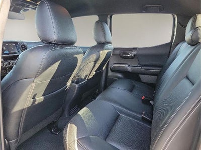 2018 Toyota Tacoma SR Double Cab 5' Bed V6 4x4 AT (GS)