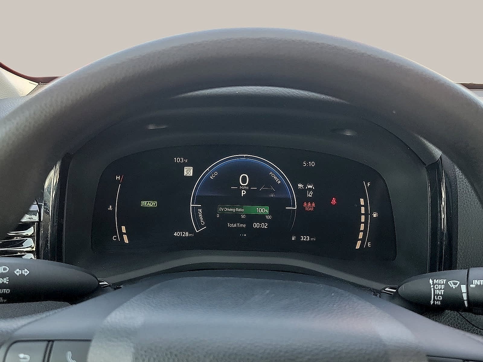 2025 Toyota Camry LE (SE)