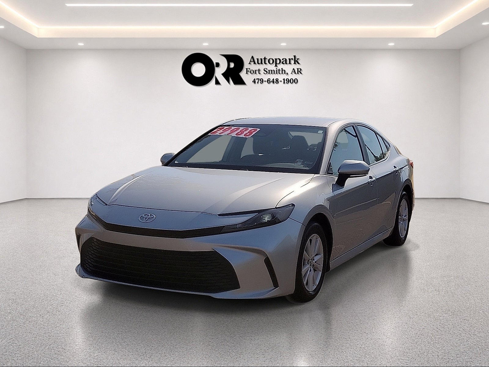 2025 Toyota Camry LE (SE)