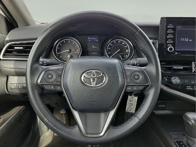 2024 Toyota Camry SE Auto (SE)