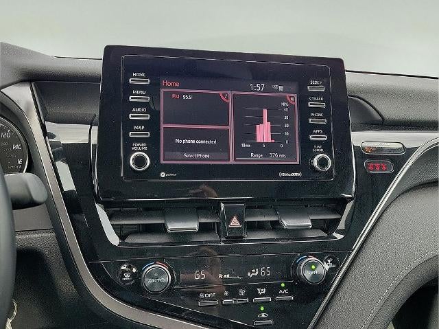 2024 Toyota Camry SE Auto (SE)