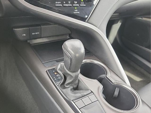 2024 Toyota Camry SE Auto (SE)