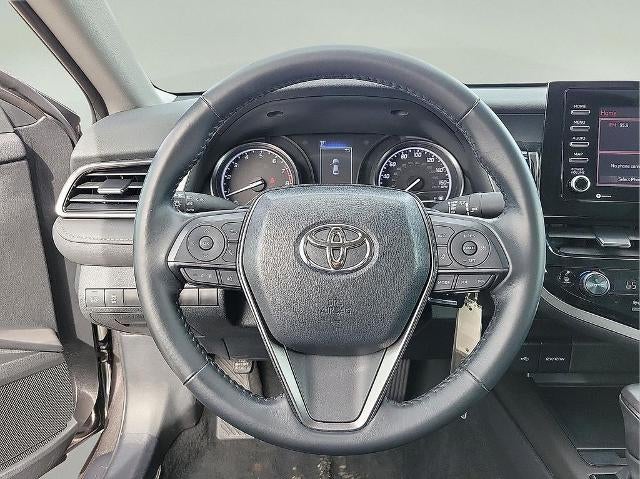 2024 Toyota Camry SE Auto (SE)