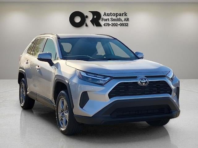 2025 Toyota RAV4 Hybrid XLE AWD (Natl)