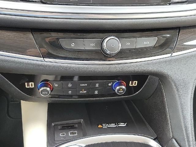 2023 Buick Enclave Essence FWD