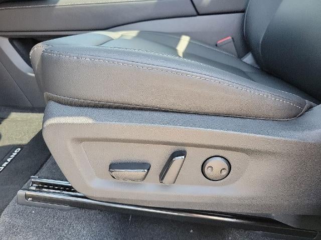 2025 Nissan Murano AWD SL